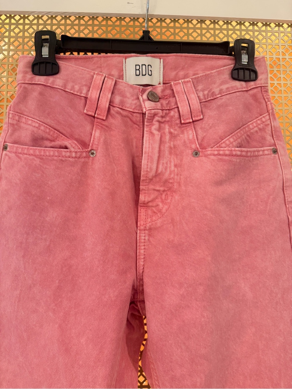 BDG Pink Straight-Leg Cowboy Jeans! Size 25! EUC! - Picture 3 of 5